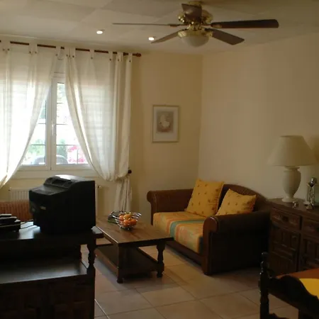 Sol Apartment *
